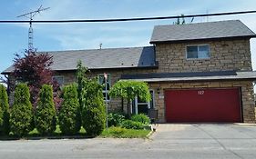 Presqu'Ile View Bed And Breakfast